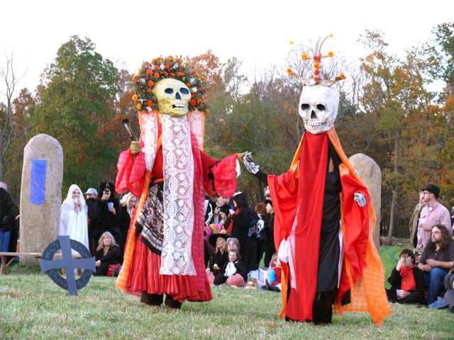 1000 Faces ~ Day of the Dead : Trail of Marigolds - 15